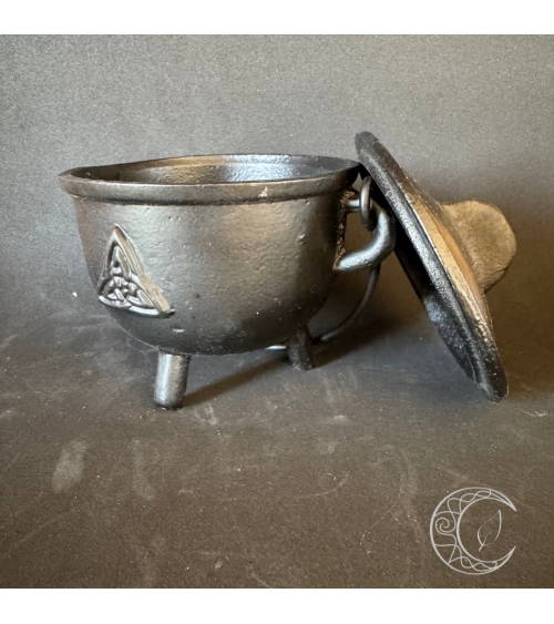 Chaudron en fonte Triquetra