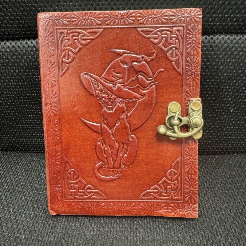 Grimoire Chat sorcier cuir