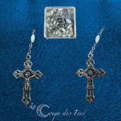 Chapelet Nacre à Grains Ovales – Croix avec Christ