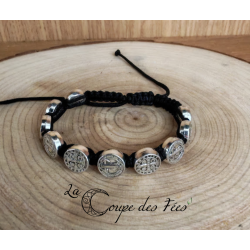 Bracelet cordon noir réglable avec perles médailles argentées de Saint Benoît
